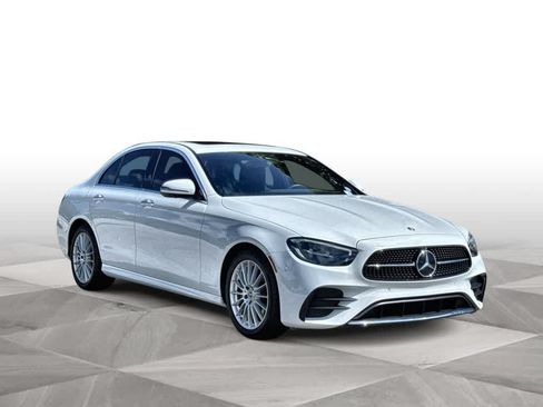 Used 2022 Mercedes-Benz E 350 Sedan image 2
