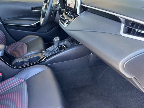 Used 2024 Toyota Corolla XSE FWD image 18