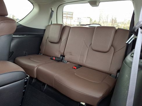 Certified 2024 INFINITI QX80 Premium Select w/ Cargo Package image 10