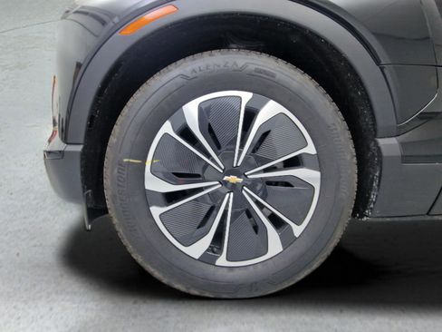 New 2025 Chevrolet Blazer EV LT image 28