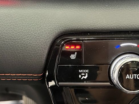 Used 2024 Honda Pilot TrailSport image 29
