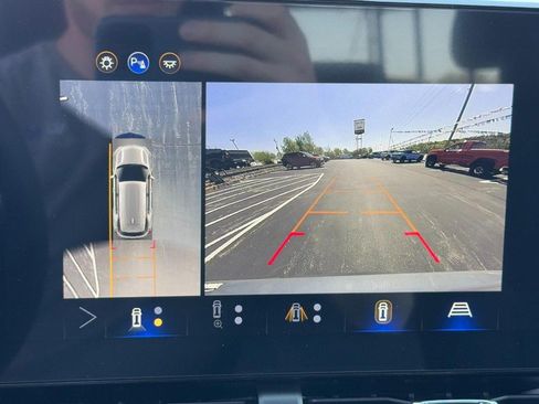 New 2026 Chevrolet Equinox LT w/ Safety and Technology Package AWD/4WD image 31