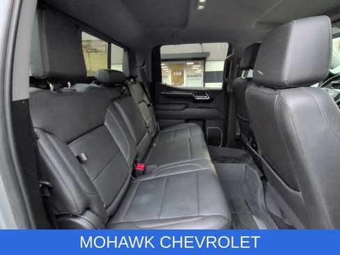 Used 2023 Chevrolet Silverado 1500 LT w/ Safety Package AWD/4WD image 27