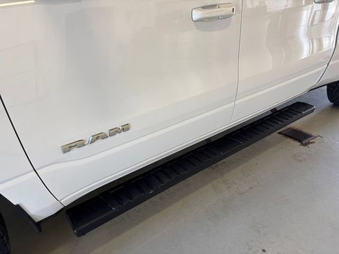 Used 2022 RAM 1500 Big Horn AWD/4WD image 24