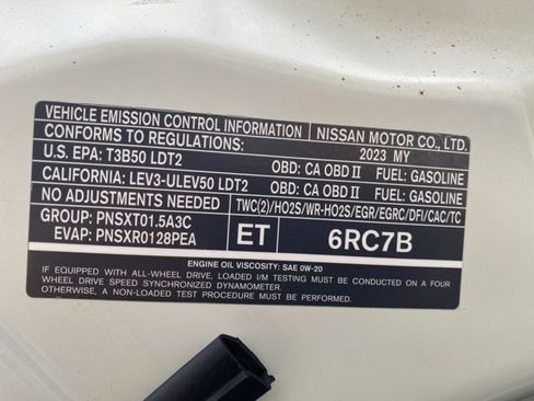 Used 2023 Nissan Rogue Platinum image 12