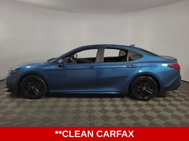 Used 2025 Toyota Camry SE FWD image 5