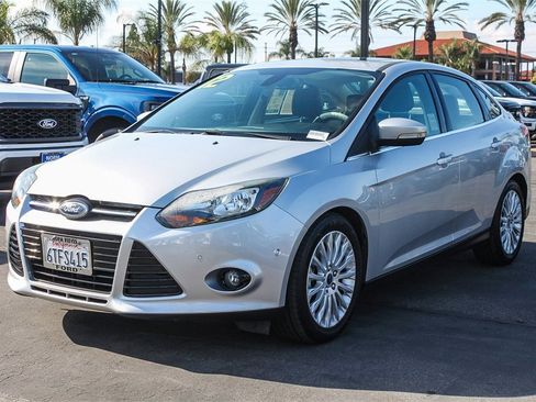 Used 2012 Ford Focus Titanium image 3