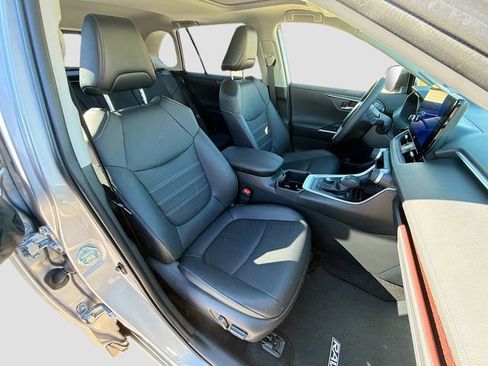 Used 2024 Toyota RAV4 Limited w/ Advanced Technology Package image 15