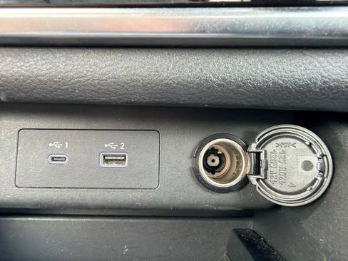 Used 2023 Nissan Rogue S AWD/4WD image 27