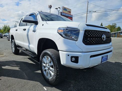 Used 2015 Toyota Tundra Platinum image 6