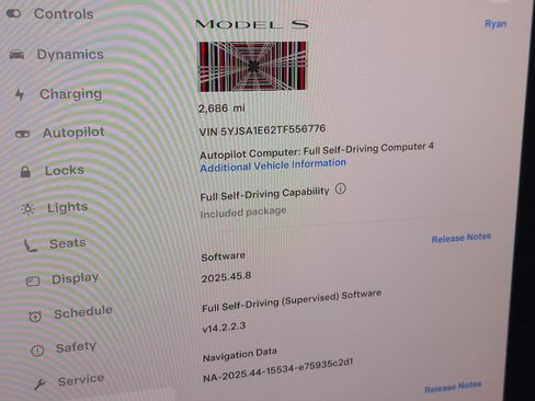 Used 2026 Tesla Model S Plaid AWD/4WD image 21