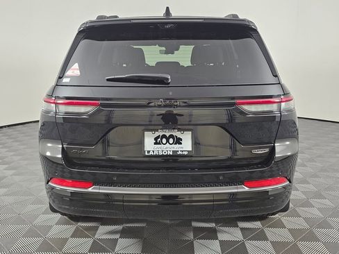 New 2026 Jeep Grand Cherokee Summit w/ Obsidian Package image 5