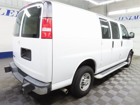 Used 2021 Chevrolet Express 2500 Work Van w/ Driver Convenience Package image 4