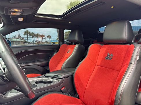Used 2023 Dodge Challenger R/T Scat Pack w/ Plus Package RWD image 15