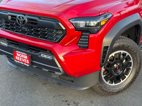 New 2025 Toyota Tacoma TRD Off-Road image 3