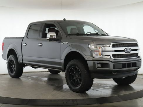 Used 2019 Ford F150 Platinum image 2