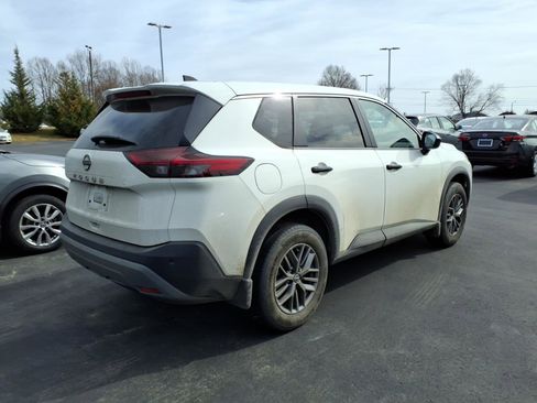 Used 2023 Nissan Rogue S image 25