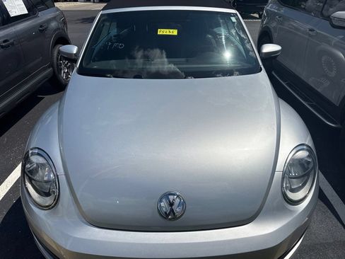 Used 2013 Volkswagen Beetle 2.5 FWD image 7