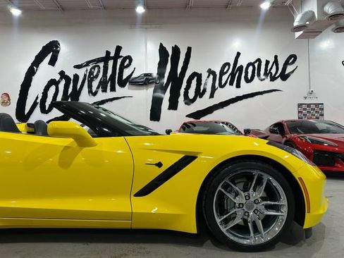Used 2018 Chevrolet Corvette Stingray Convertible w/ 3LT Preferred Equipment Group image 5