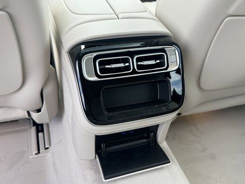New 2026 Mercedes-Benz S 580 4MATIC Sedan image 27
