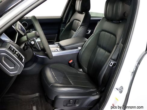 Used 2021 Land Rover Range Rover Sport HST image 11