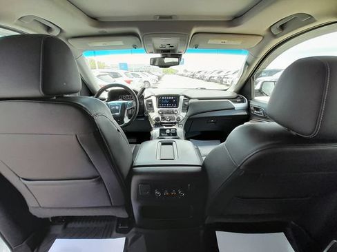 Used 2018 GMC Yukon SLT w/ Open Road Package AWD/4WD image 40