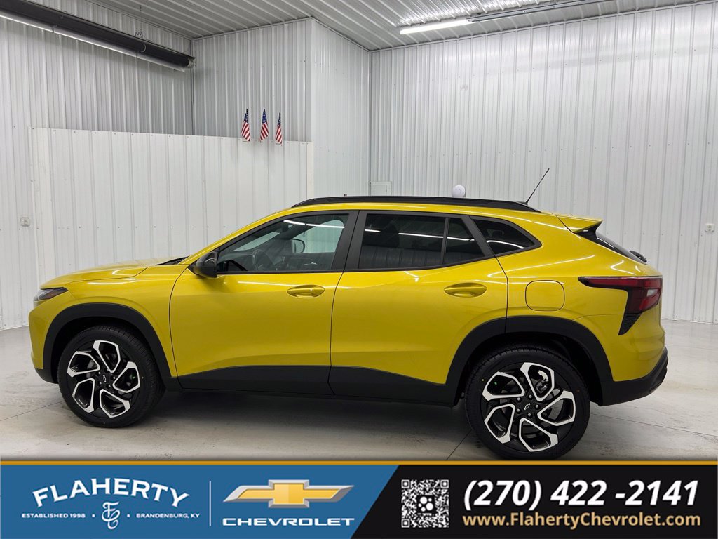 Used 2024 Chevrolet Trax RS w/ Driver Confidence Package FWD image 5
