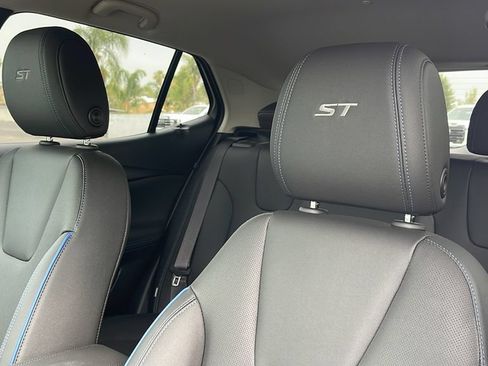 New 2026 Buick Encore GX Sport Touring FWD image 13