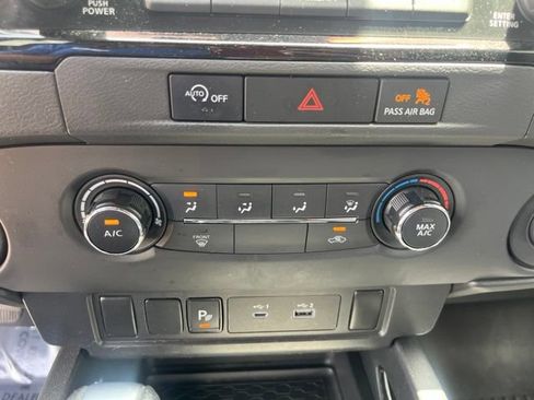 Used 2023 Nissan Frontier SV w/ Midnight Edition Package RWD image 17