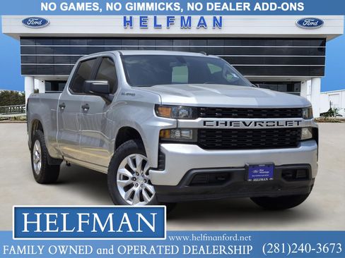 Used 2020 Chevrolet Silverado 1500 Custom w/ Custom Value Package AWD/4WD image 1