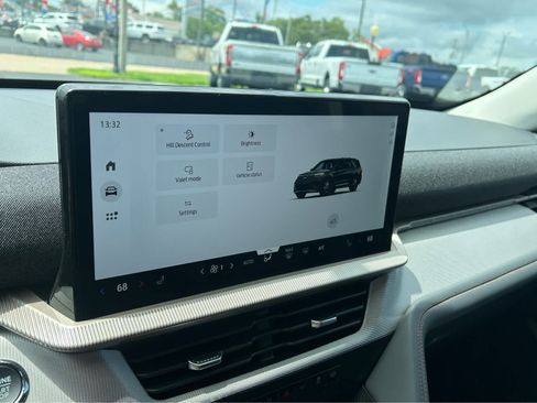 New 2026 Ford Explorer Active AWD/4WD image 34