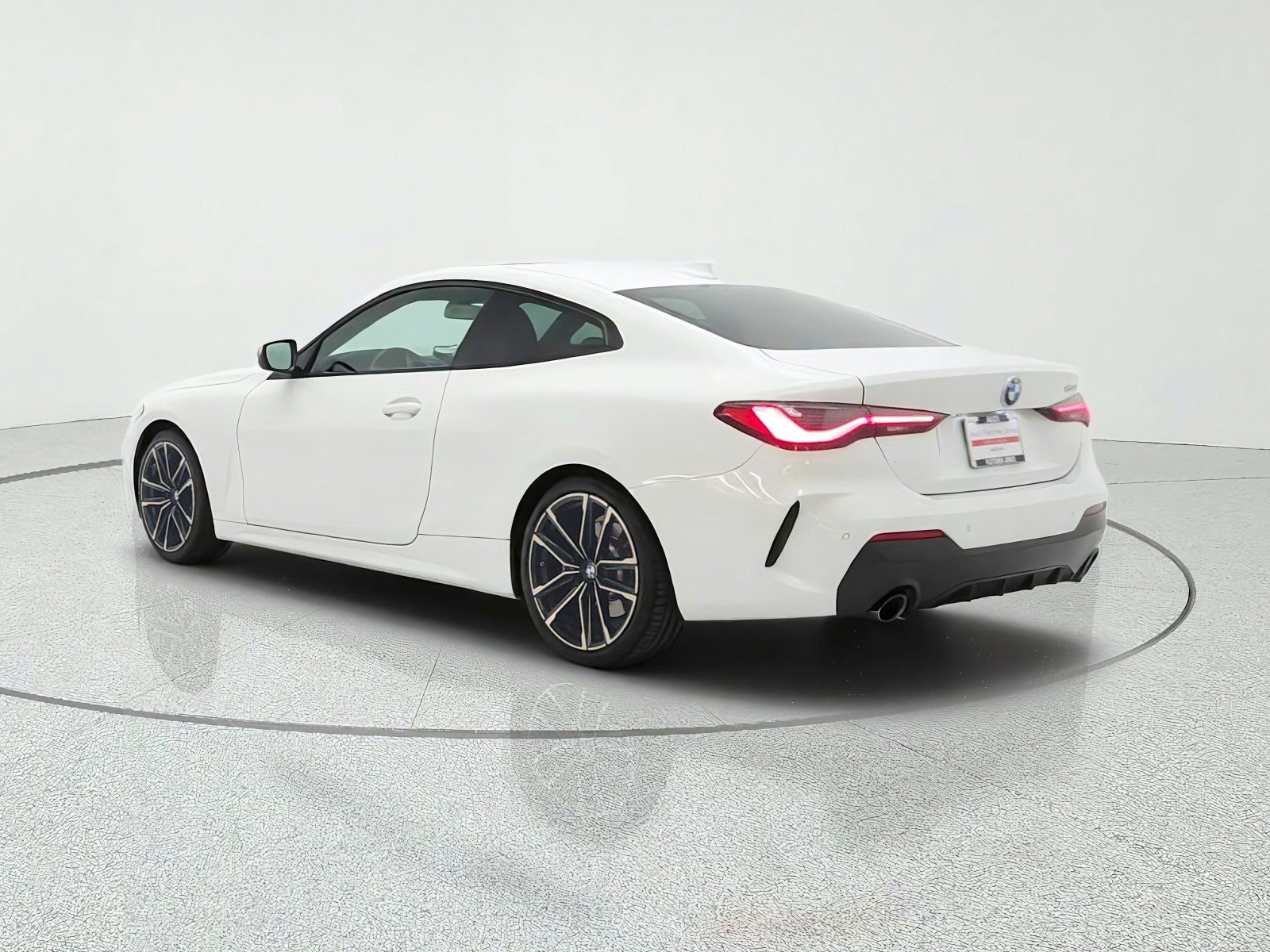 Used 2021 BMW 430i Coupe w/ M Sport Package RWD image 7