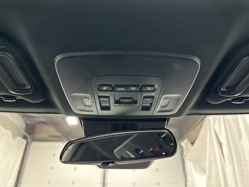 Used 2026 Toyota Camry SE FWD image 41