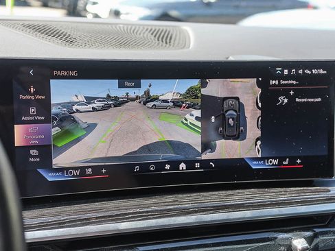 Used 2026 BMW X5 sDrive40i w/ M Sport Package RWD image 23