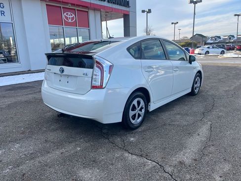 Used 2015 Toyota Prius Three image 5