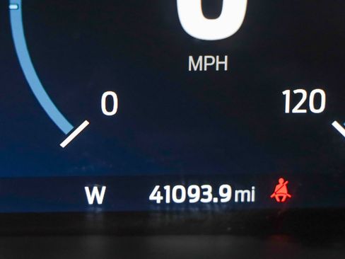 Used 2023 Ford F150 Lariat image 17