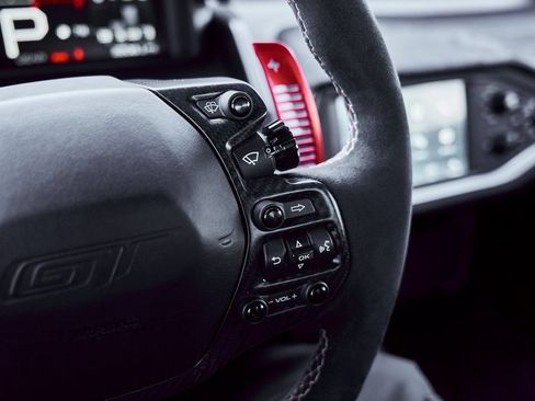 Used 2020 Ford GT Carbon Series RWD image 65