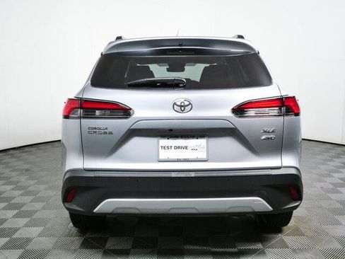 Used 2023 Toyota Corolla Cross XLE w/ Convenience Package AWD/4WD image 34