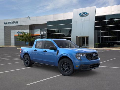 New 2026 Ford Maverick XLT image 7