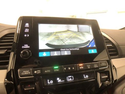 Used 2023 Honda Odyssey Sport image 32