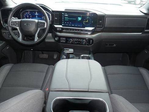 Used 2024 Chevrolet Silverado 1500 LT Trail Boss w/ Convenience Package II AWD/4WD image 9