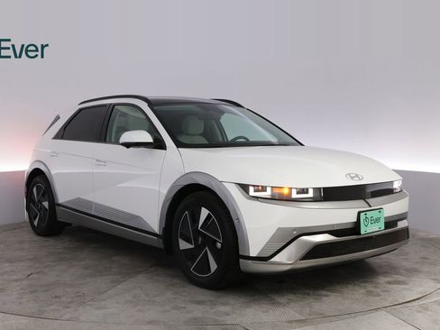 Used 2025 Hyundai Ioniq 5 Limited RWD image 13