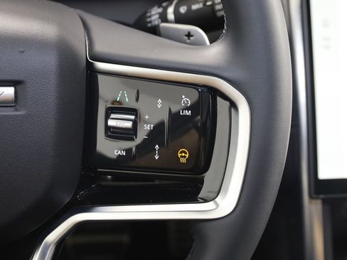Used 2024 Land Rover Discovery Sport Dynamic SE AWD/4WD image 40