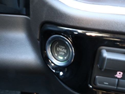 New 2026 GMC Sierra 1500 SLT w/ SLT Premium Plus Package image 21