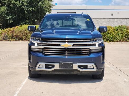 Used 2021 Chevrolet Silverado 1500 High Country w/ Technology Package AWD/4WD image 2