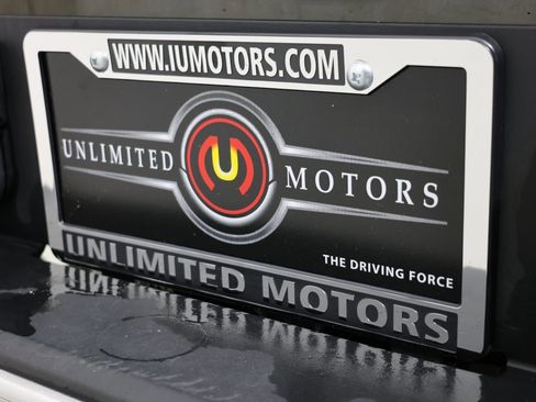 Used 2022 Chevrolet Silverado 2500 LTZ w/ LTZ Convenience Package image 21