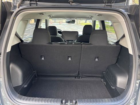 Used 2025 Kia Sportage LX FWD image 28