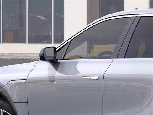 New 2026 Cadillac Lyriq Luxury image 12