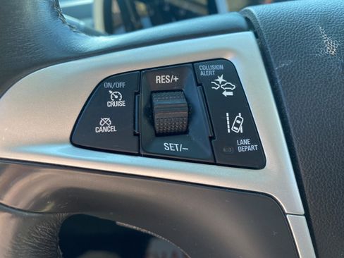 Used 2015 Chevrolet Equinox LTZ image 11