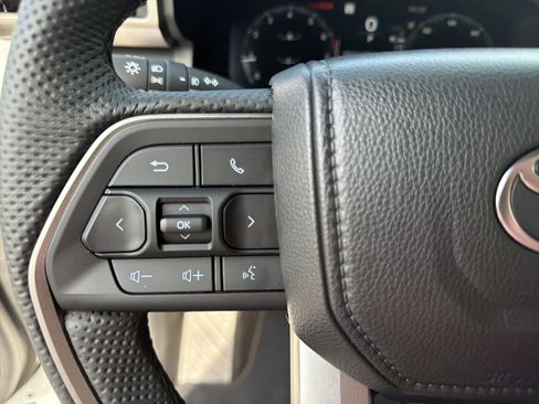 Used 2026 Toyota Tacoma TRD Off-Road AWD/4WD image 24